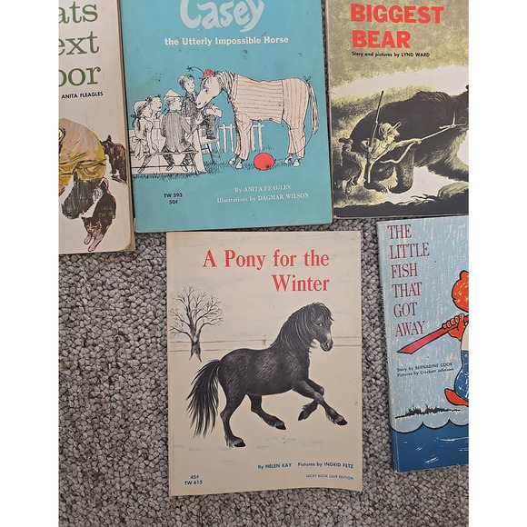 Lot of 8 Vintage Mixed Authors Scholastic Illustrated Paperback Children's Books - Picture 5 of 7